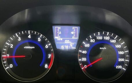 Hyundai Solaris II рестайлинг, 2014 год, 830 000 рублей, 18 фотография