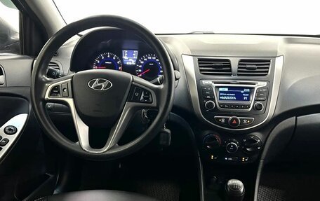 Hyundai Solaris II рестайлинг, 2014 год, 830 000 рублей, 16 фотография