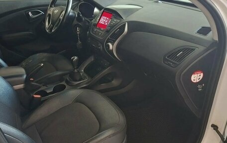 Hyundai ix35 I рестайлинг, 2015 год, 1 248 000 рублей, 23 фотография