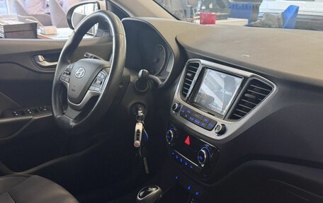 Hyundai Solaris II рестайлинг, 2017 год, 1 630 000 рублей, 20 фотография