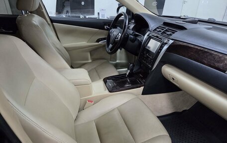 Toyota Camry, 2015 год, 2 199 000 рублей, 10 фотография