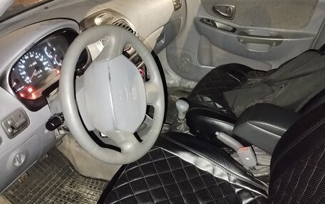 Hyundai Accent II, 2004 год, 180 000 рублей, 6 фотография