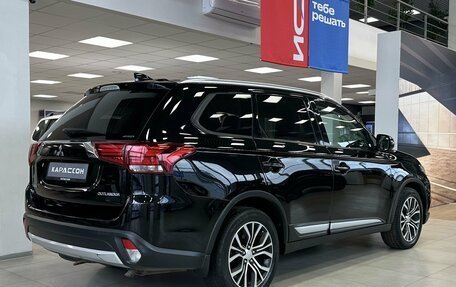 Mitsubishi Outlander III рестайлинг 3, 2017 год, 1 890 000 рублей, 2 фотография