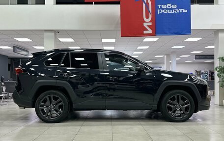 Toyota RAV4, 2023 год, 3 499 000 рублей, 6 фотография