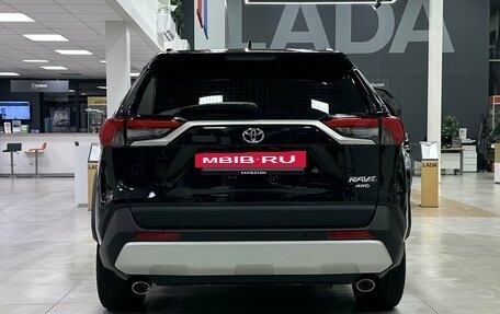 Toyota RAV4, 2023 год, 3 499 000 рублей, 4 фотография