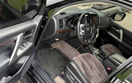 Toyota Land Cruiser 200, 2015 год, 3 900 000 рублей, 9 фотография