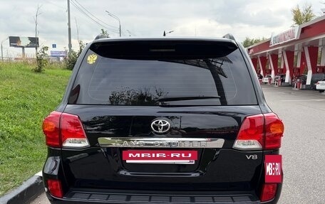 Toyota Land Cruiser 200, 2015 год, 3 900 000 рублей, 3 фотография