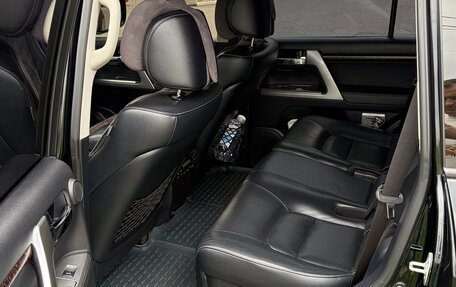 Toyota Land Cruiser 200, 2015 год, 3 900 000 рублей, 11 фотография