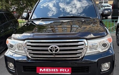 Toyota Land Cruiser 200, 2015 год, 3 900 000 рублей, 13 фотография