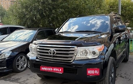 Toyota Land Cruiser 200, 2015 год, 3 900 000 рублей, 12 фотография