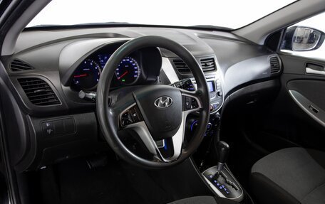 Hyundai Solaris II рестайлинг, 2012 год, 528 000 рублей, 4 фотография