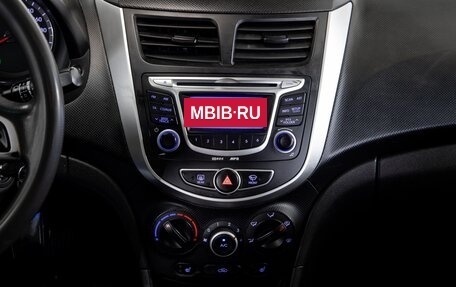 Hyundai Solaris II рестайлинг, 2012 год, 528 000 рублей, 12 фотография