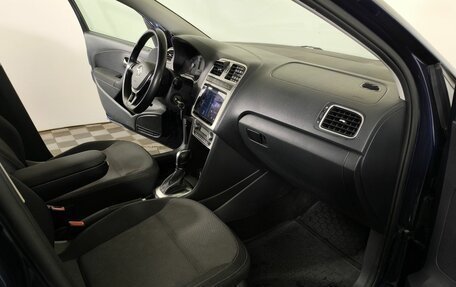 Volkswagen Polo VI (EU Market), 2016 год, 1 200 000 рублей, 10 фотография