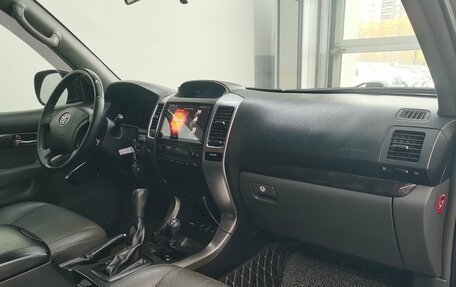 Toyota Land Cruiser Prado 120 рестайлинг, 2008 год, 2 490 000 рублей, 19 фотография