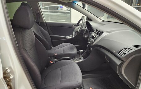 Hyundai Solaris II рестайлинг, 2016 год, 930 000 рублей, 10 фотография