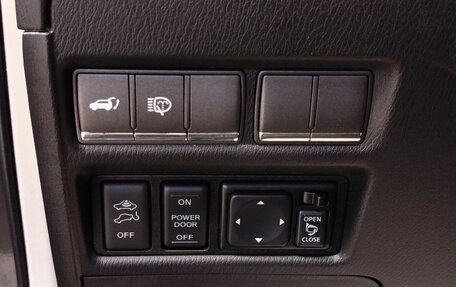 Nissan Patrol, 2013 год, 2 290 000 рублей, 21 фотография