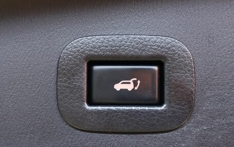 Nissan Patrol, 2013 год, 2 290 000 рублей, 34 фотография