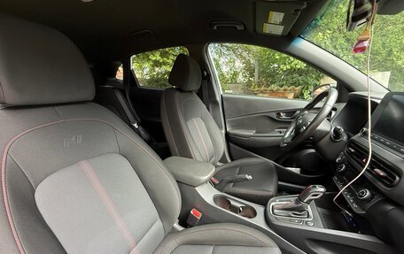 Hyundai Kona I, 2021 год, 2 100 000 рублей, 19 фотография