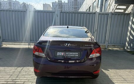 Hyundai Solaris II рестайлинг, 2011 год, 690 000 рублей, 5 фотография