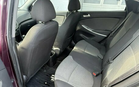 Hyundai Solaris II рестайлинг, 2011 год, 690 000 рублей, 17 фотография