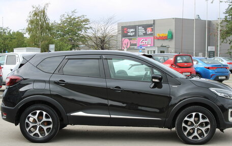 Renault Kaptur I рестайлинг, 2018 год, 1 599 000 рублей, 4 фотография