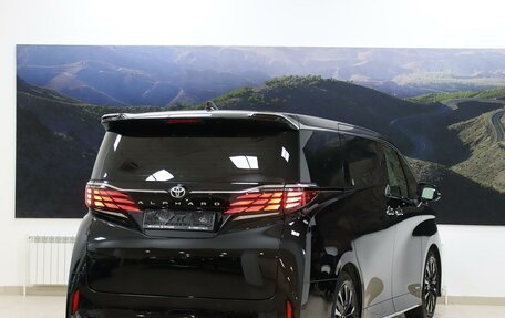 Toyota Alphard, 2024 год, 11 500 000 рублей, 4 фотография