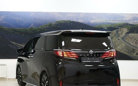 Toyota Alphard, 2024 год, 11 500 000 рублей, 6 фотография