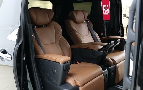 Toyota Alphard, 2024 год, 11 500 000 рублей, 22 фотография
