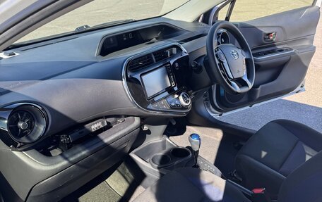 Toyota Aqua I, 2018 год, 1 000 000 рублей, 7 фотография