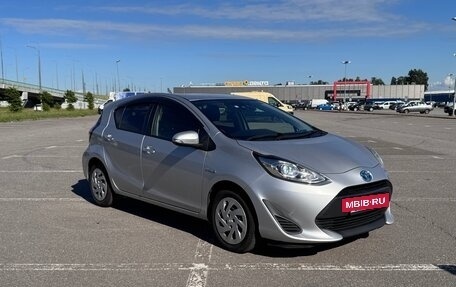 Toyota Aqua I, 2018 год, 1 000 000 рублей, 3 фотография