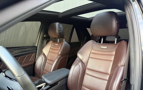 Mercedes-Benz M-Класс AMG, 2012 год, 3 000 000 рублей, 8 фотография