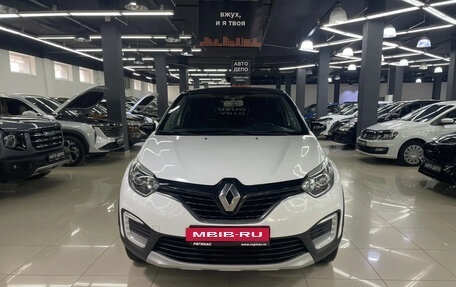 Renault Kaptur I рестайлинг, 2017 год, 1 299 000 рублей, 2 фотография