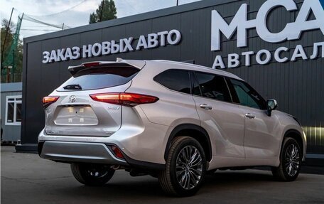 Toyota Highlander, 2026 год, 5 340 000 рублей, 9 фотография