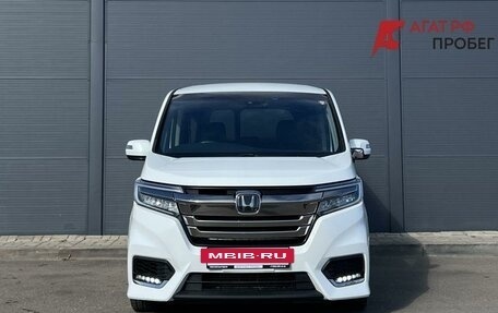 Honda Stepwgn IV, 2019 год, 2 620 000 рублей, 2 фотография