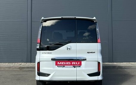 Honda Stepwgn IV, 2019 год, 2 620 000 рублей, 6 фотография