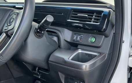 Honda Stepwgn IV, 2019 год, 2 620 000 рублей, 19 фотография