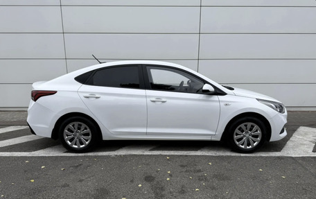 Hyundai Solaris II рестайлинг, 2019 год, 1 550 000 рублей, 4 фотография