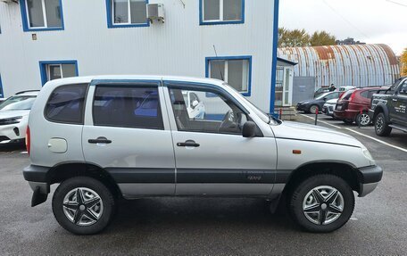 Chevrolet Niva I рестайлинг, 2004 год, 339 000 рублей, 3 фотография