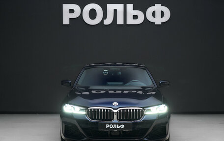 BMW 5 серия, 2022 год, 5 450 000 рублей, 2 фотография