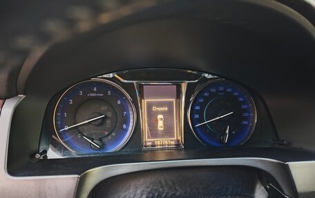 Toyota Camry, 2015 год, 1 850 000 рублей, 9 фотография