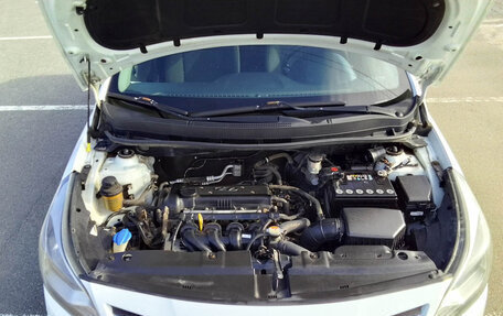 Hyundai Solaris II рестайлинг, 2015 год, 828 000 рублей, 11 фотография