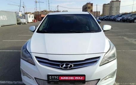 Hyundai Solaris II рестайлинг, 2015 год, 828 000 рублей, 2 фотография