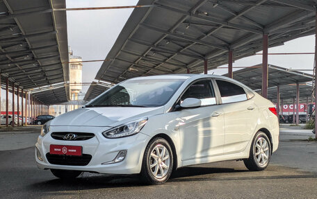 Hyundai Solaris II рестайлинг, 2013 год, 799 900 рублей, 4 фотография