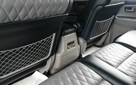 Toyota Land Cruiser 100 рестайлинг 2, 2003 год, 1 979 000 рублей, 9 фотография