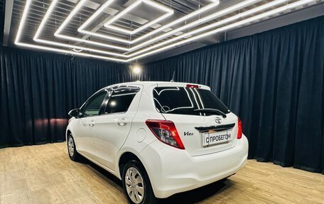 Toyota Vitz, 2013 год, 759 000 рублей, 4 фотография