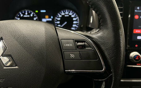 Mitsubishi Outlander III рестайлинг 3, 2022 год, 2 449 000 рублей, 23 фотография