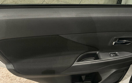 Mitsubishi Outlander III рестайлинг 3, 2022 год, 2 449 000 рублей, 14 фотография