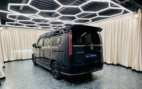 Honda Stepwgn IV, 2022 год, 2 999 900 рублей, 4 фотография