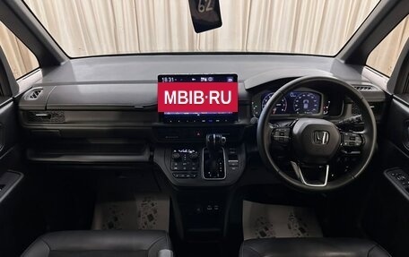 Honda Stepwgn IV, 2022 год, 2 999 900 рублей, 16 фотография