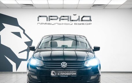 Volkswagen Polo VI (EU Market), 2015 год, 749 000 рублей, 2 фотография